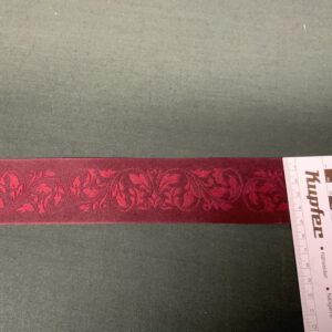 Webband weinrot mit rotem Muster