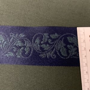 Webband blau mit grünem Muster