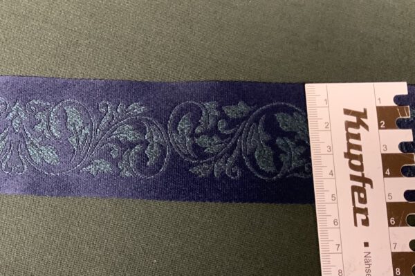 Webband blau mit grünem Muster